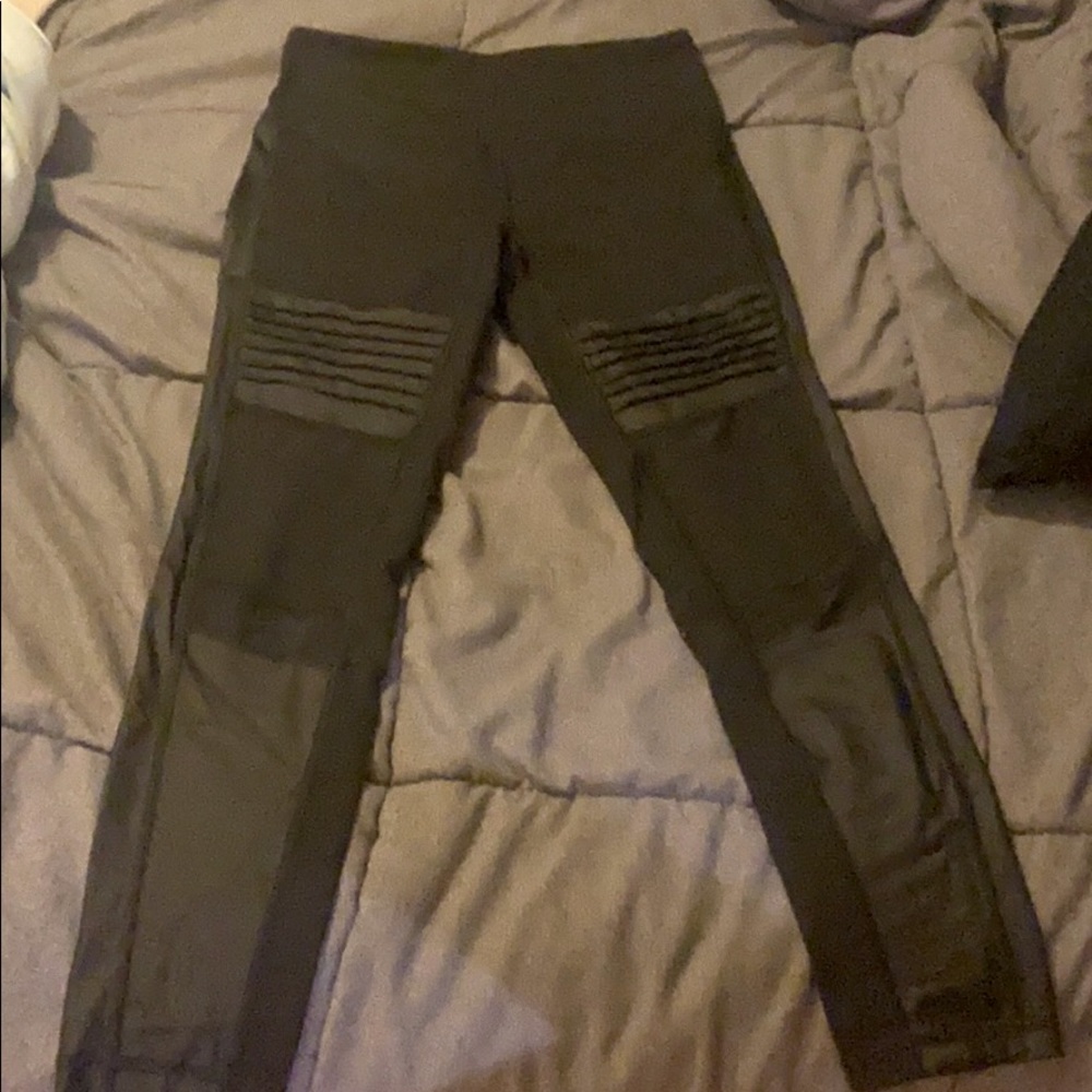Black Victoria secret sport pants